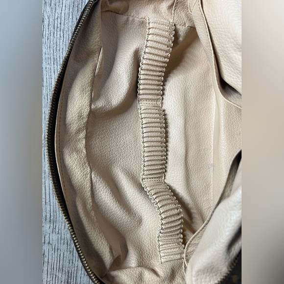 Louis Vuitton Monogram Trousse Toilette 28 Cosmetic Pouch - Picture 12 of 17